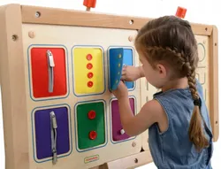 ДЕРЕВ'ЯНА МАНІПУЛЯЦІЙНА ДОШКА MONTESSORI MASTERKIDZ ЗАМОК ВІДКРИТТЯ
