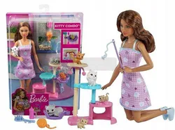 Лялька Барбі грається з кошенятами Набір з 5 кошенят HHB70