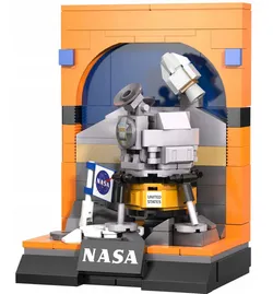 Конструктор виставковий космічний корабель NASA Apollo 11 місячний модуль 206 деталей