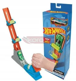 Набор для трюков Hot Wheels: вертикальный раллийный набор с машинкой FWM85.